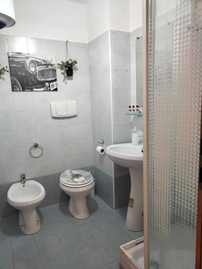 Ripoli Apartment Roma Esterno foto